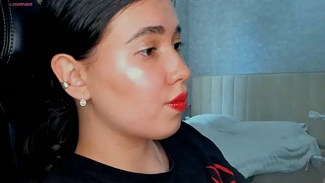 Chat XXX en directo de Diara_1an