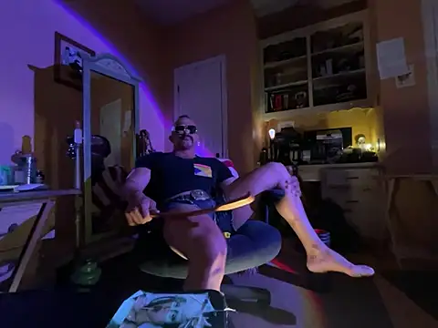 daddydonkey84 现场XXX聊天