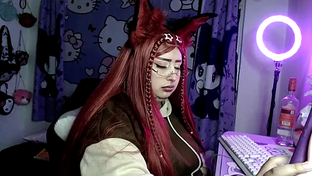 lussyevans24's Live XXX Chat