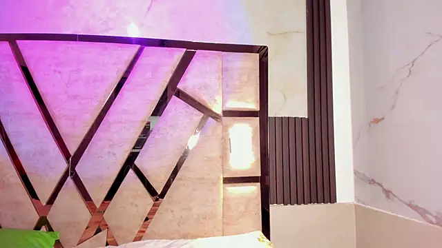 salem_rosee: онлайн-секс-чат