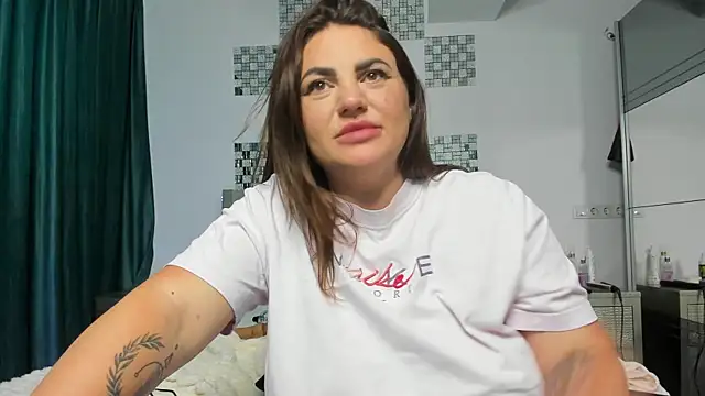 BabyBoo_XO: διαδικτυακό σόου στην κάμερα