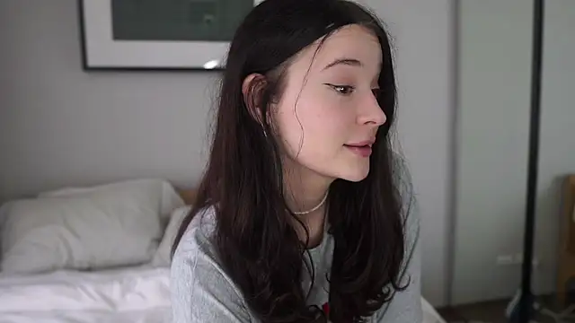 bonjour_nihao_hello's Live XXX Chat