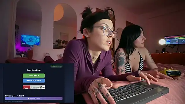 GennaJames Adlı Modelin Canlı XXX Sohbeti