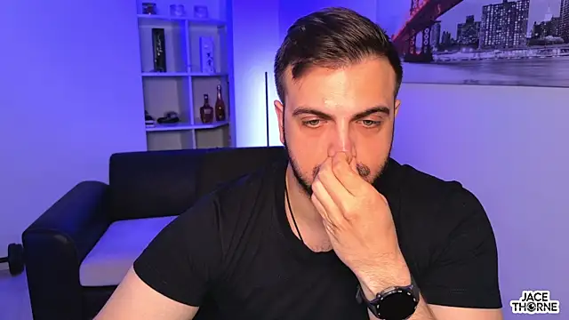 Jace_Thorne Adlı Modelin Canlı XXX Sohbeti