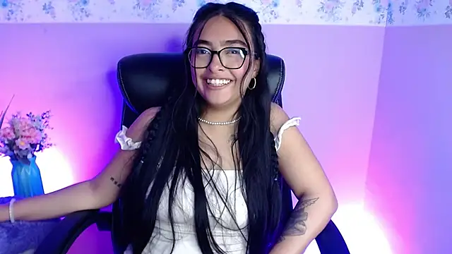 دردشة Laurent_Brm الجنسية المباشرة