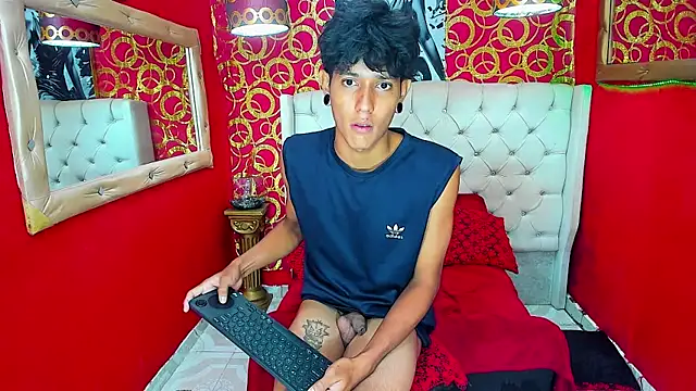 straightyoungpein Live XXX Chat