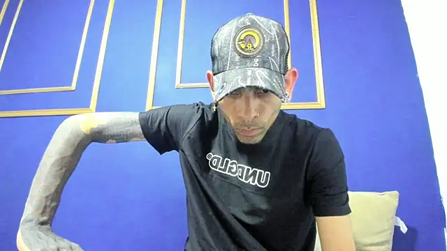 Show modela Demon_Rose_ na web-kameri