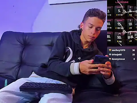 Noahh_Sky's Live XXX Chat