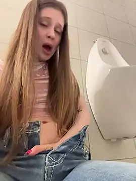 دردشة KnockKnock- الجنسية المباشرة