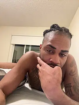 dsddy1912 Show in webcam