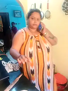 monaa Pertunjukan Webcam