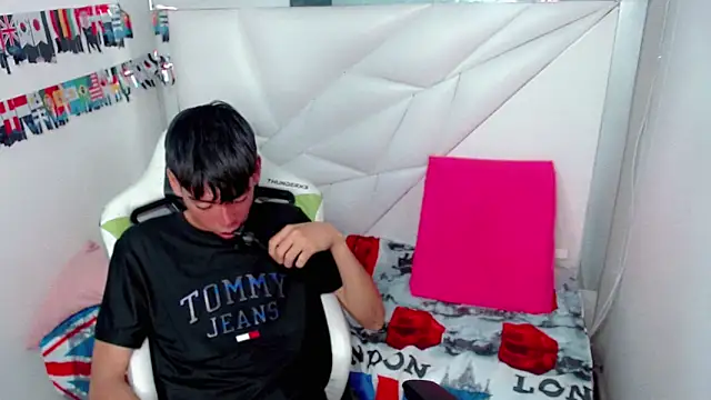 Liarr_ Adlı Modelin Web Kamerası Şovu