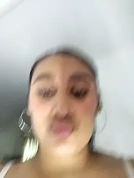 Chat XXX en directo de Mia_skyy18