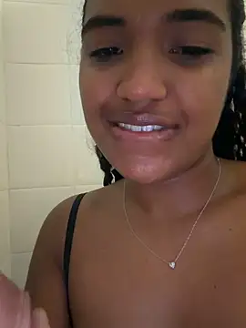 MilaTeenX Adlı Modelin Web Kamerası Şovu