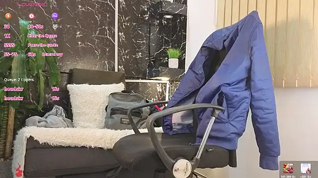 mister_eithan Adlı Modelin Canlı XXX Sohbeti