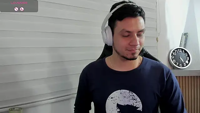 Rick_Adams Adlı Modelin Canlı XXX Sohbeti