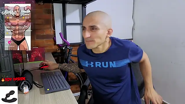 Marck_Muscle Webcam-Show