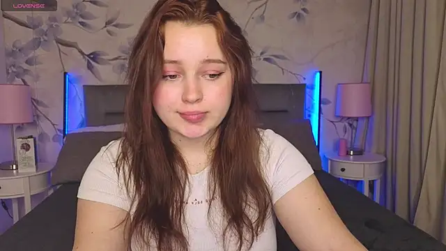 Cute_kitty- 即時 XXX 聊天