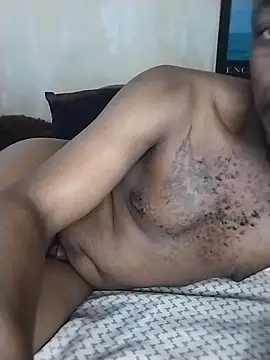 SteedyGeeのライブXXXチャット