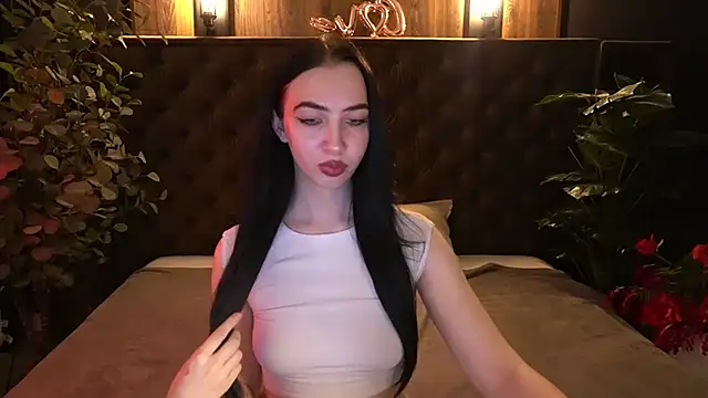 WildKittenX_'s Live XXX Chat