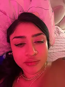 lucianaroyn Live XXX chat