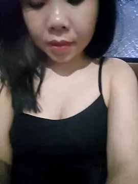 Ayti01 在線直播表演