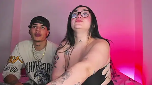 Chat XXX Live Puca_and_Garu