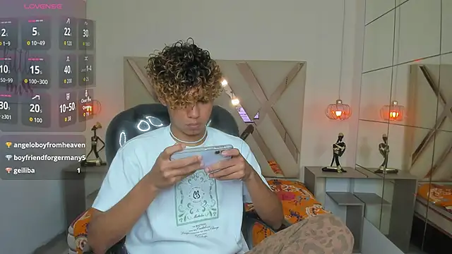 Anyelo_Twink লাইভ XXX চ্যাট