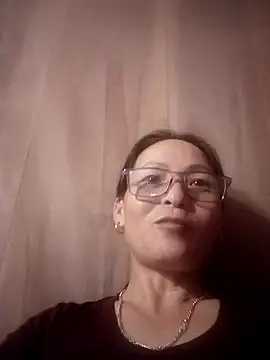 Cucci07: онлайн-секс-чат