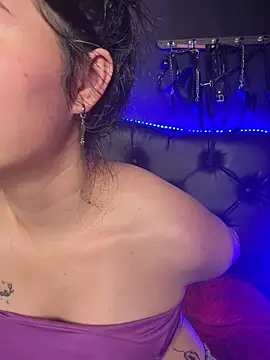 Chat +18 de Sophie_LS ao vivo