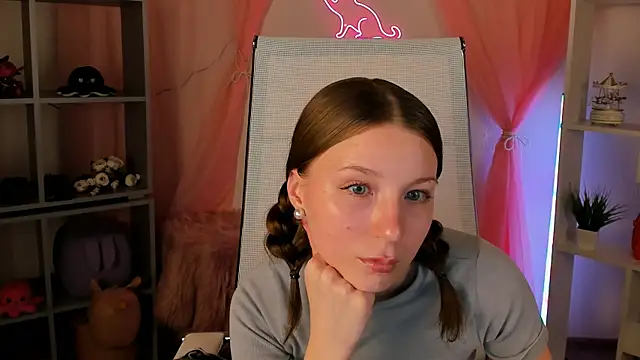 Sembang XXX Secara Langsung ElliFrankenweenie