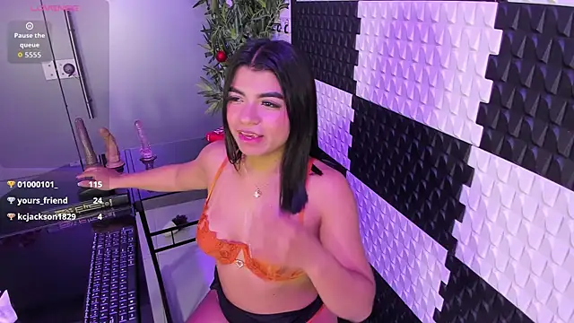 AlinaMorris: онлайн-секс-чат