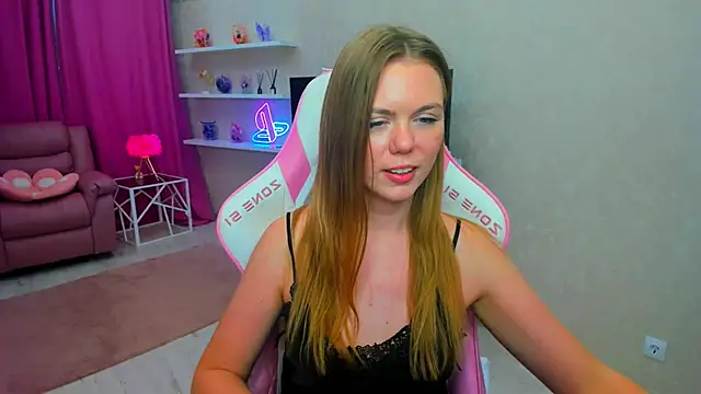 Strawberrye Live XXX Chat