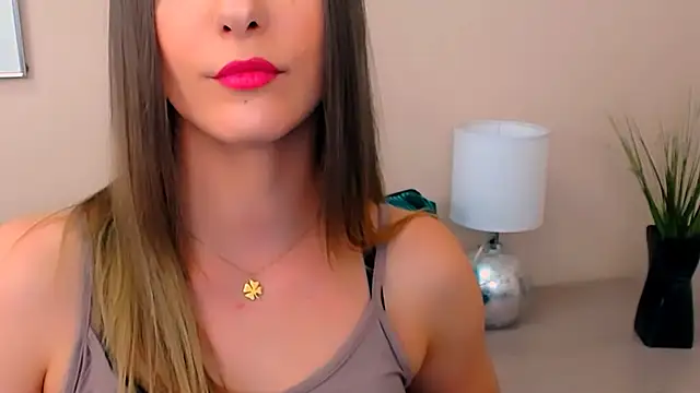 Chat +18 de NatalieSexy ao vivo