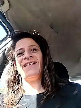 SquirtAssAddict Show Webcam