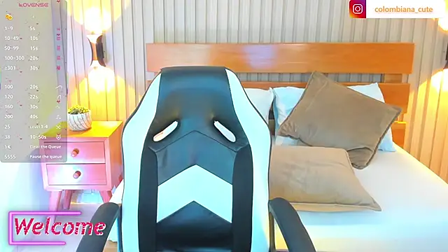 soffia_modre_ Chat XXX live