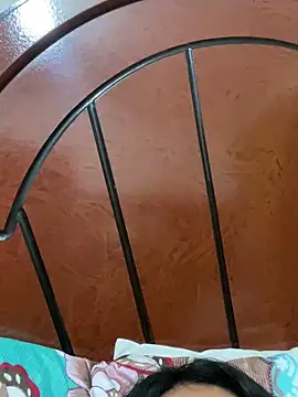 Effyvice13: онлайн-секс-чат