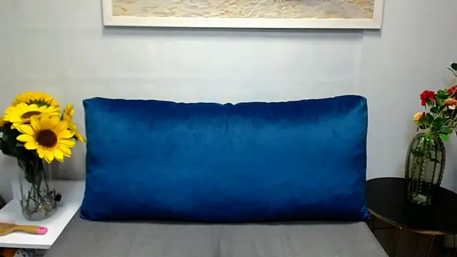 LuisaLive live XXX chat