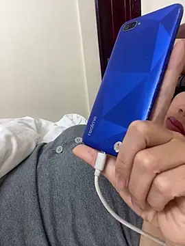 XXX chat uživo modela Candy_baby01