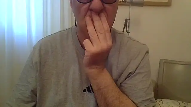 ANONIMO7735 Live XXX-Chat