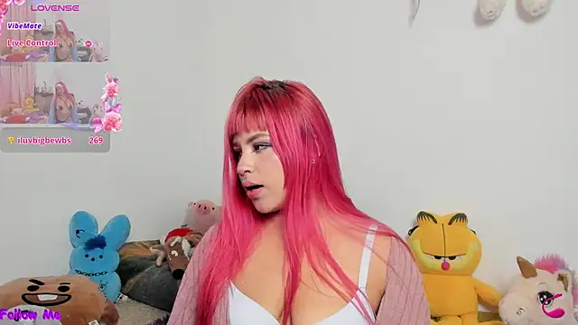 SophieRossi live XXX chat