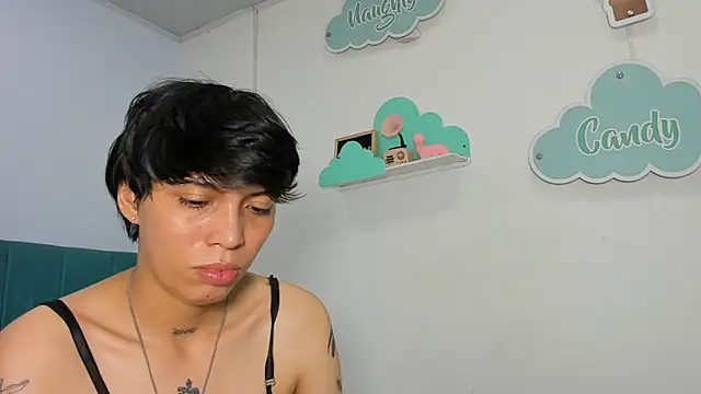 Chat +18 de ivyheat3 ao vivo