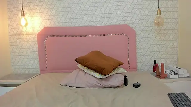 TAYLORMEYER1のライブXXXチャット