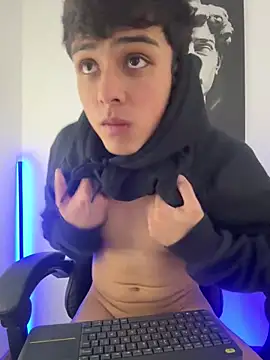 Chat +18 de lian_fooxx ao vivo