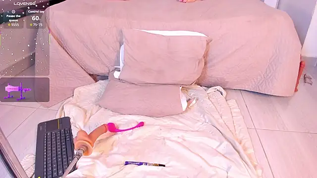 Luna_Tylor 即時 XXX 聊天