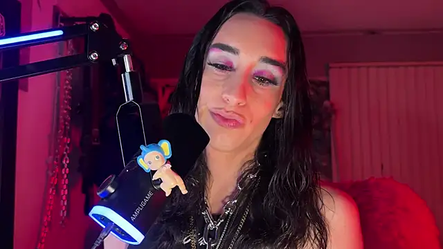 Show modela xoFrankie na web-kameri