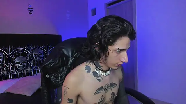 Vergil_Noir_ webkamerás műsora