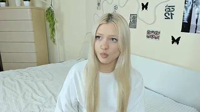 MidnightPoise Webcam Show