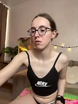 MartiniiSelenna: онлайн-секс-чат