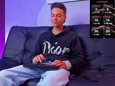 Show de Noahh_Sky na webcam